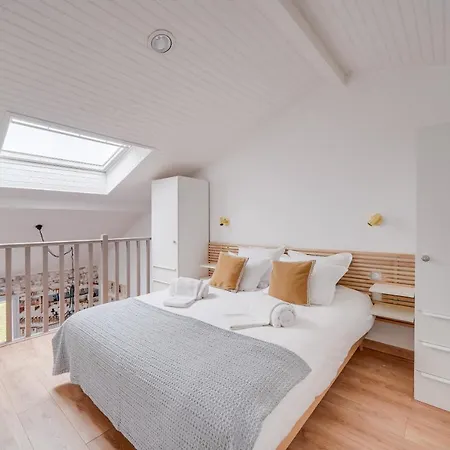 Apartment Les Toits - Location Moyenne Duree - Centre